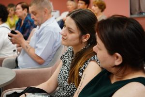 Лекцую «По дороге взросления: как справится с возрастными кризисами» организовали в школе №2073. Фото: Анна Быкова, «Вечерняя Москва»