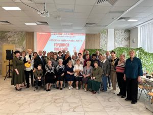 Члены Совета ветеранов Воронова посетили музыкальный марафон «Песни военных лет». Фото предоставили участники СВ Вороново