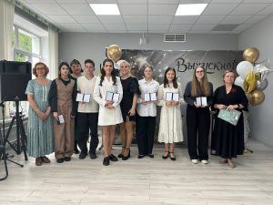 Ученикам Вороновской ДШИ организовали выпускной. Фото: официальный Telegram-канал Вороновской ДШИ